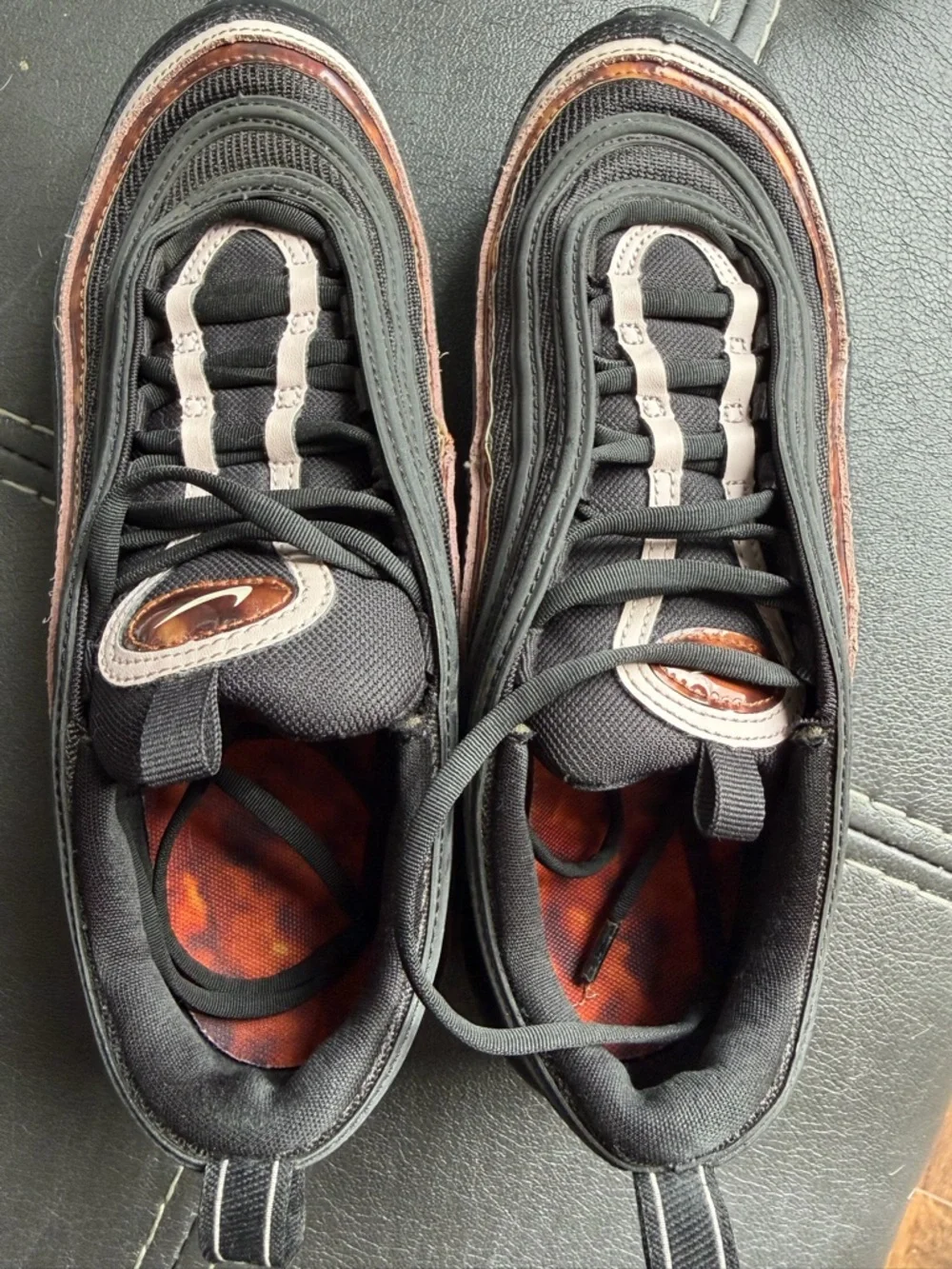 Nike Black Athletic Sneakers with White Swoosh - Picture 3 of 8